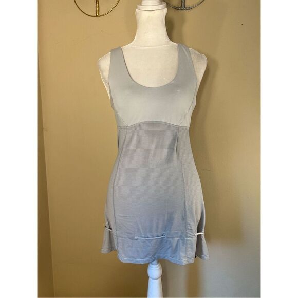 Lululemon Heathered Light Grey Wee Stripe Hustle & Bustle Tank Size 4 - Picture 1 of 6